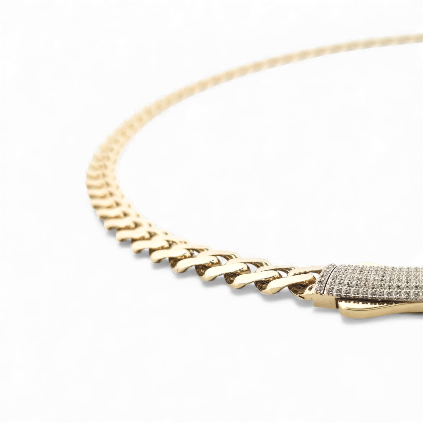 Cuban chain with zirconia