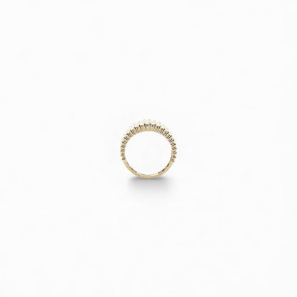14k gold ring V