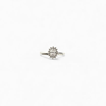 14K WHITE GOLD RING WITH ZIRCONIA