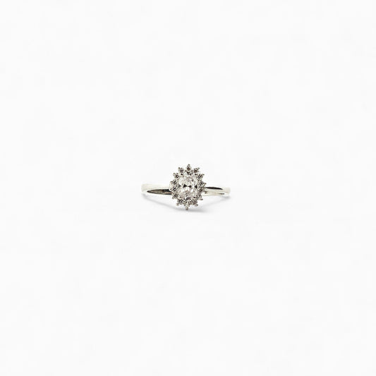 14K WHITE GOLD RING WITH ZIRCONIA